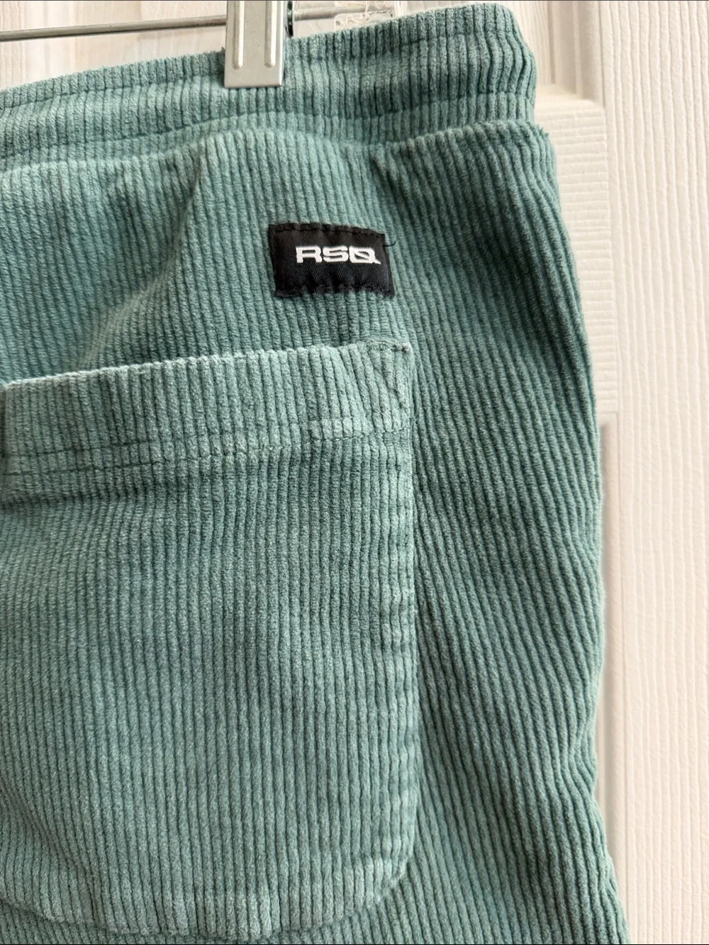 RSQ Men's Forest Green Corduroy Drawstring Shorts, 6.5 inseam.